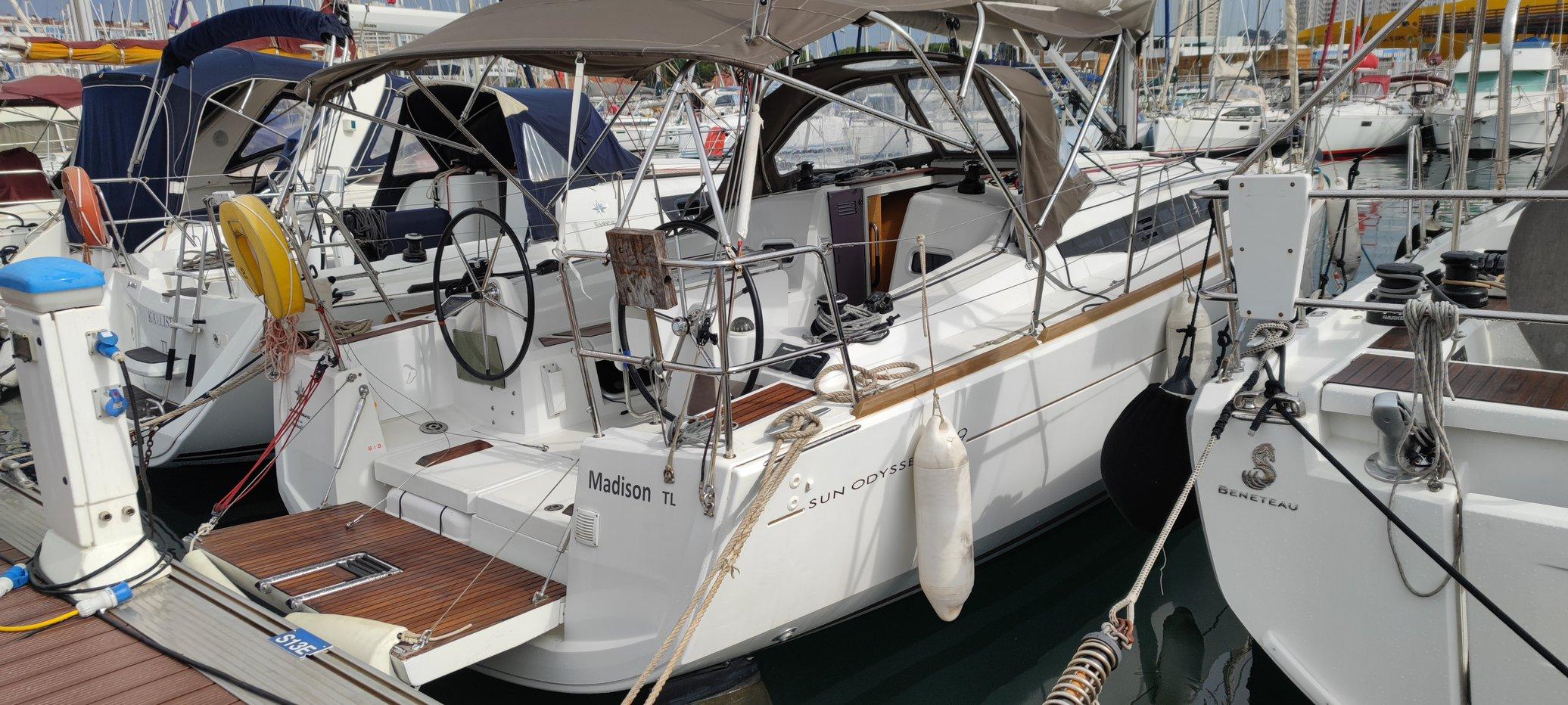 Sun Odyssey 349 - 3 cab., picture 1