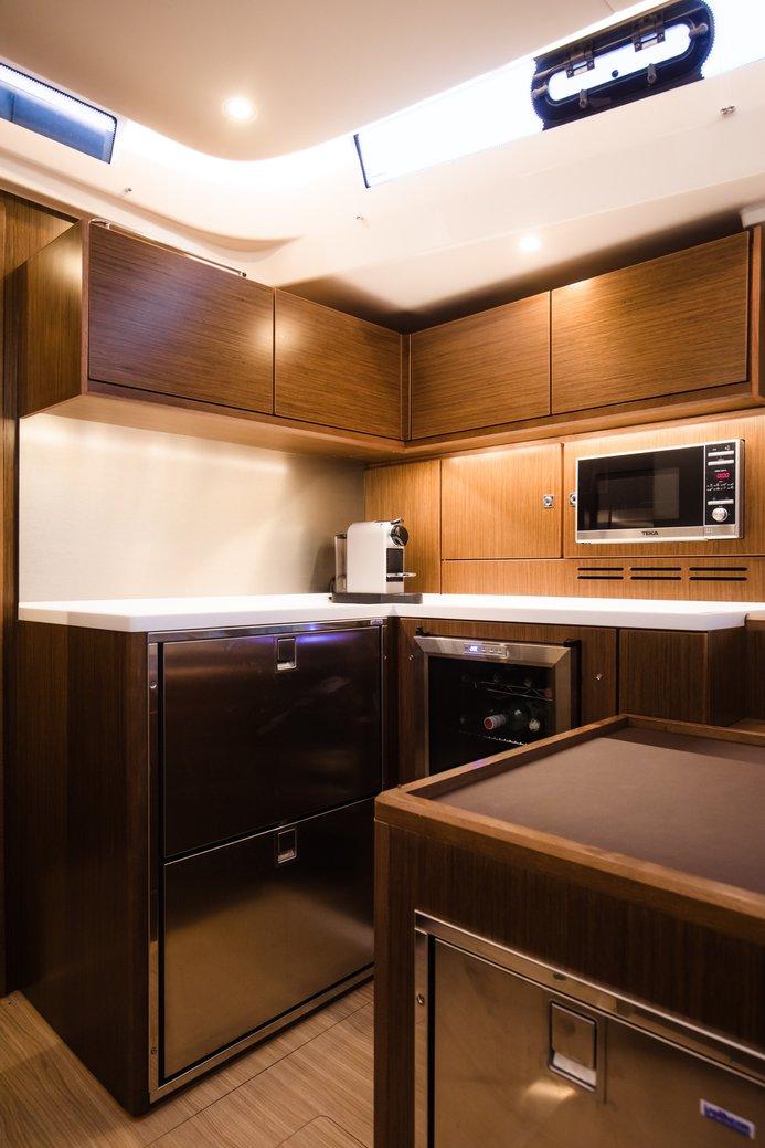 Bavaria C57 - 4 + 1 cab., picture 18