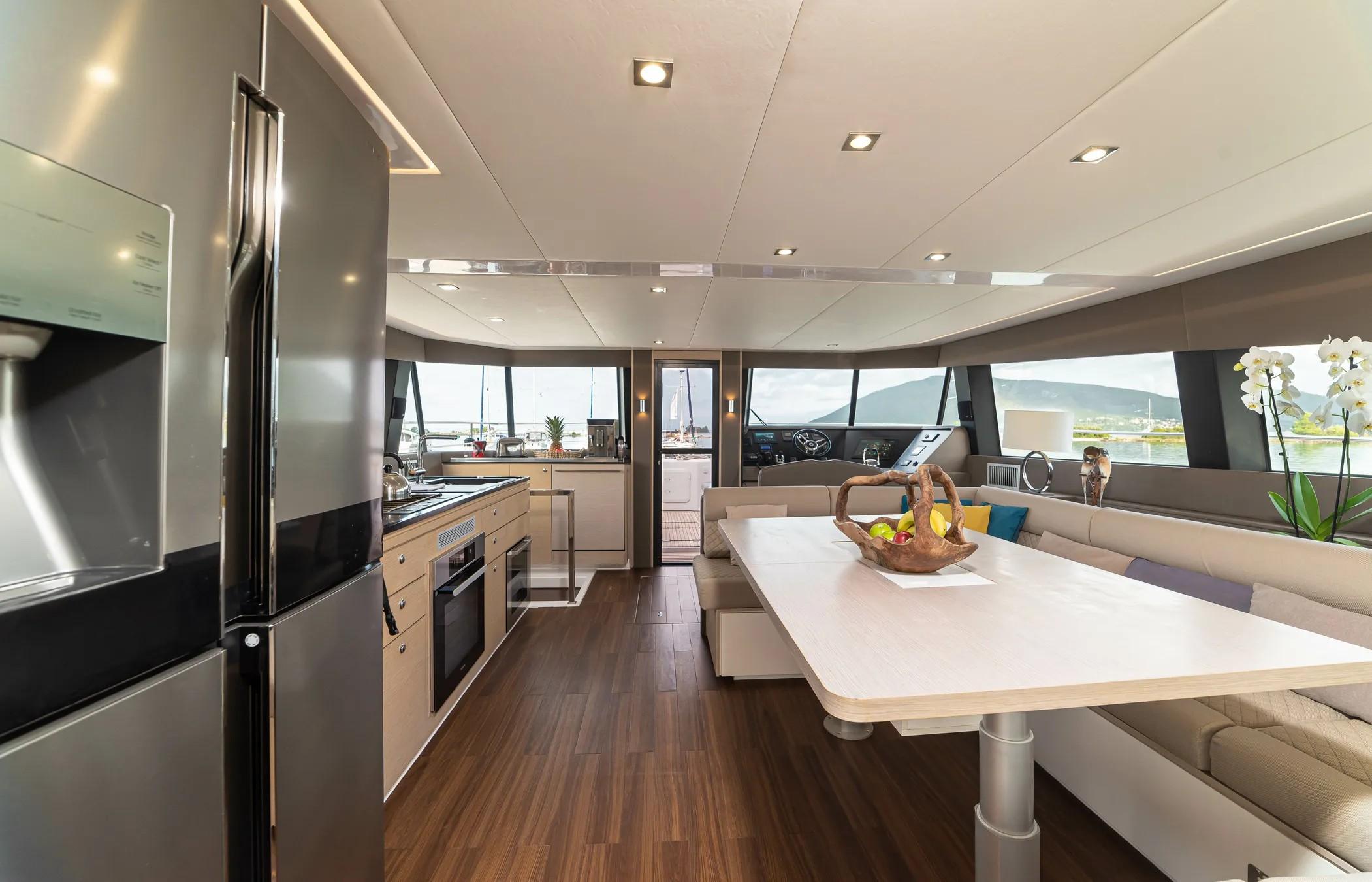 Aventura 50 - 4 + 1 cab. - Kamchatka, picture 11