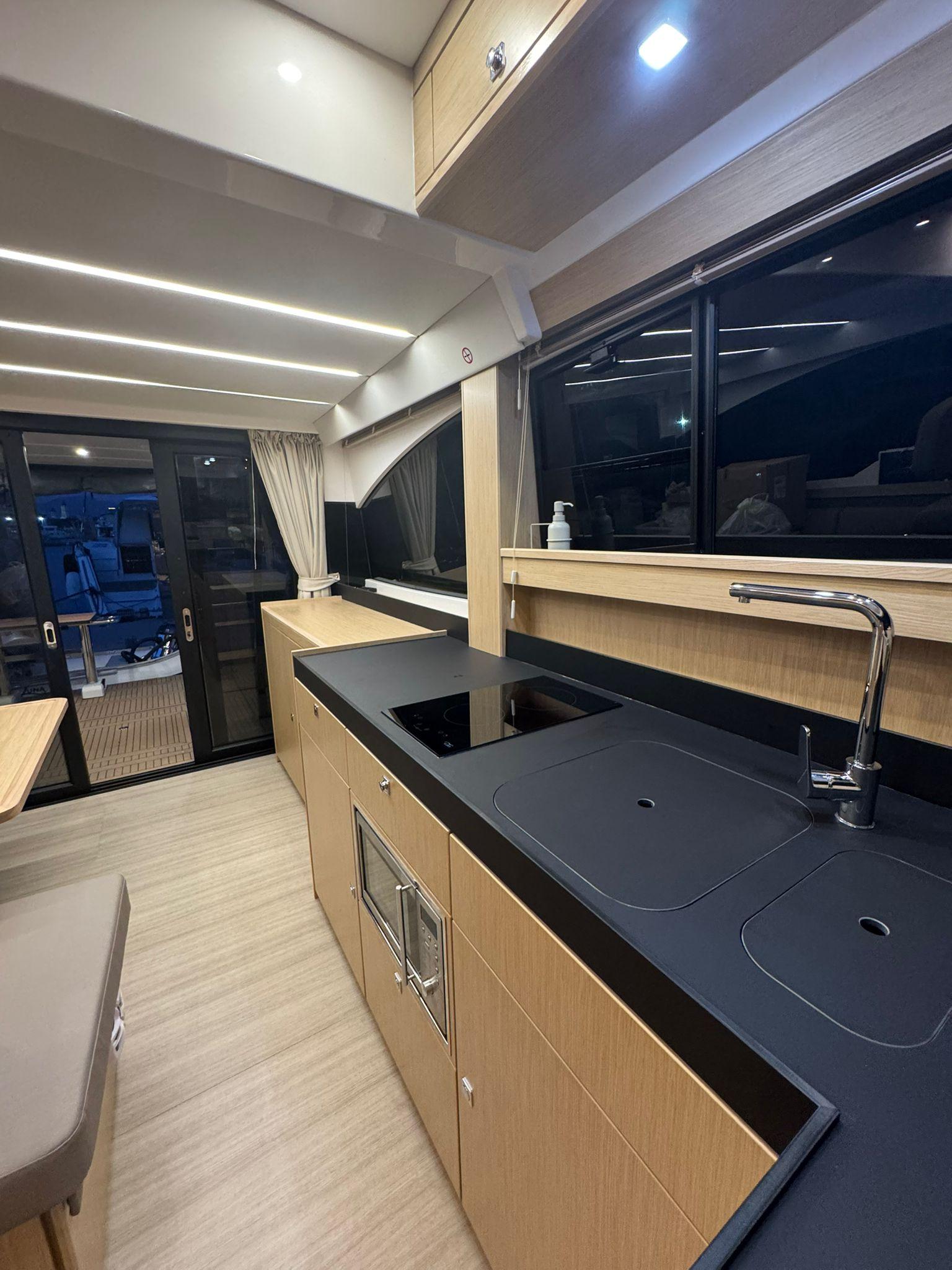 Bavaria Virtess 420 Fly, picture 19