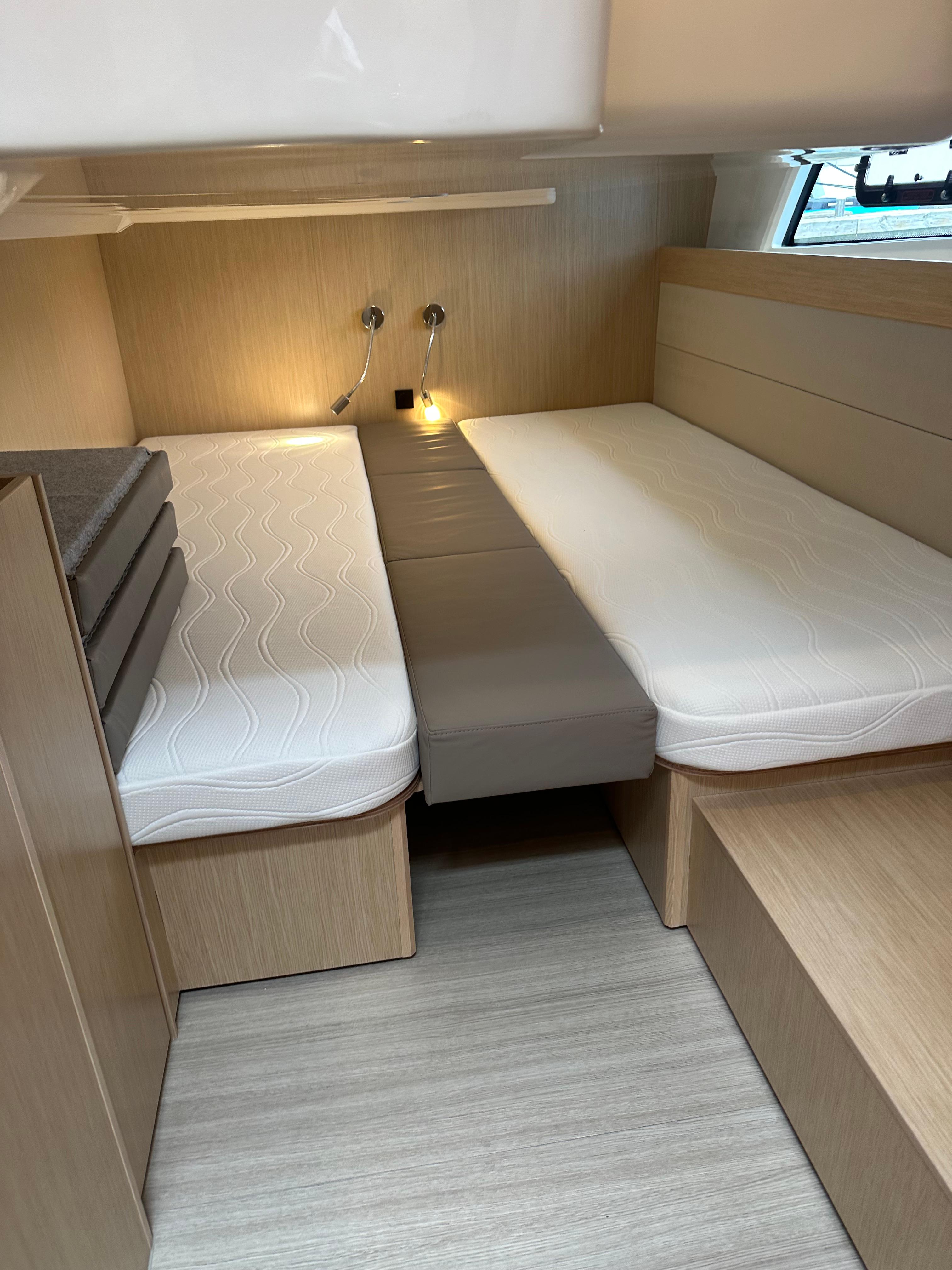 Bavaria Virtess 420 Fly, picture 25