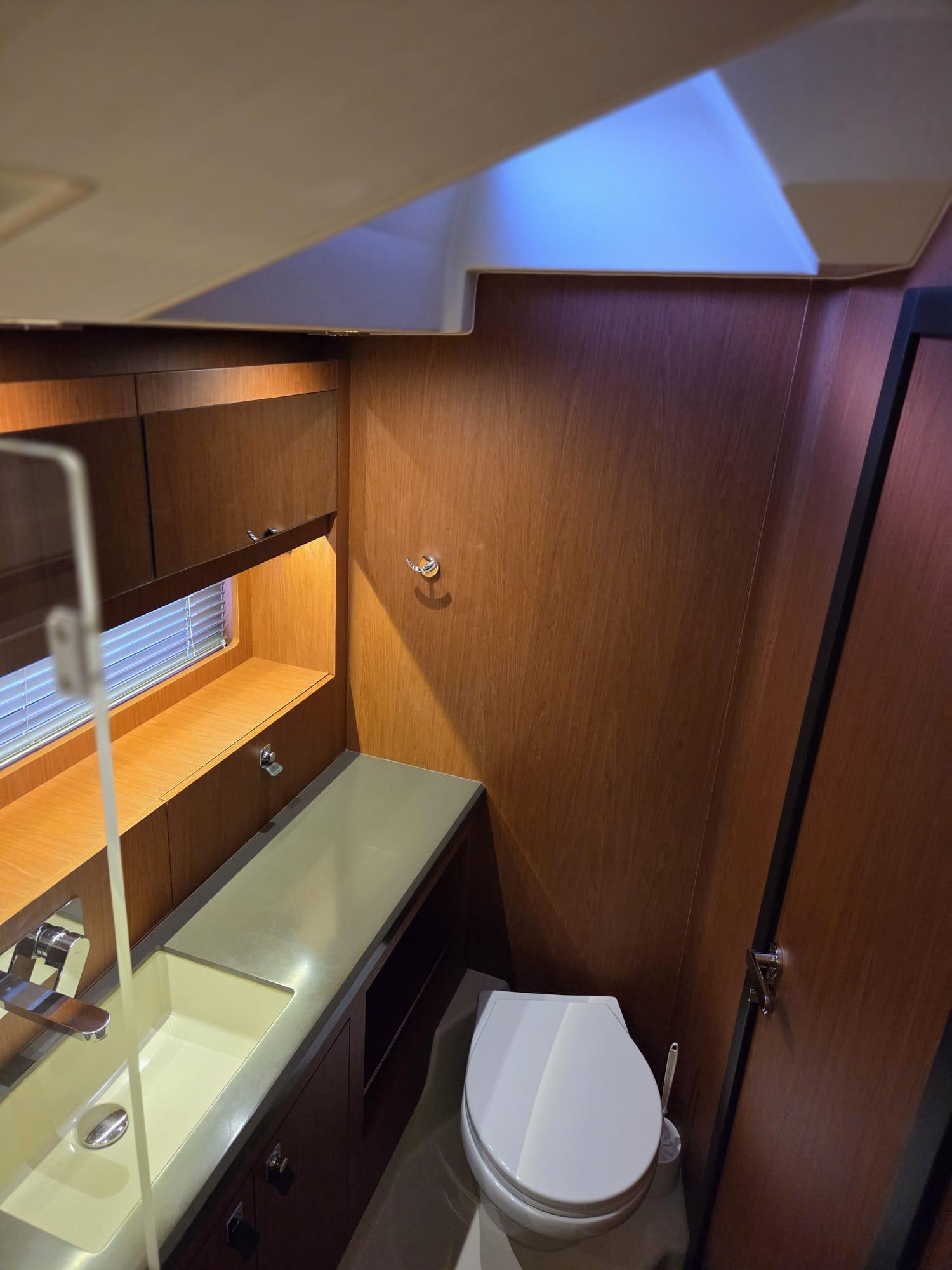 Oceanis Yacht 62 - 3 + 1, picture 7