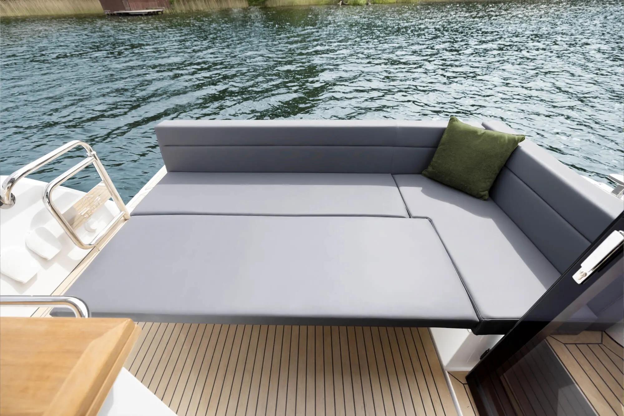 Sealine C335, picture 5