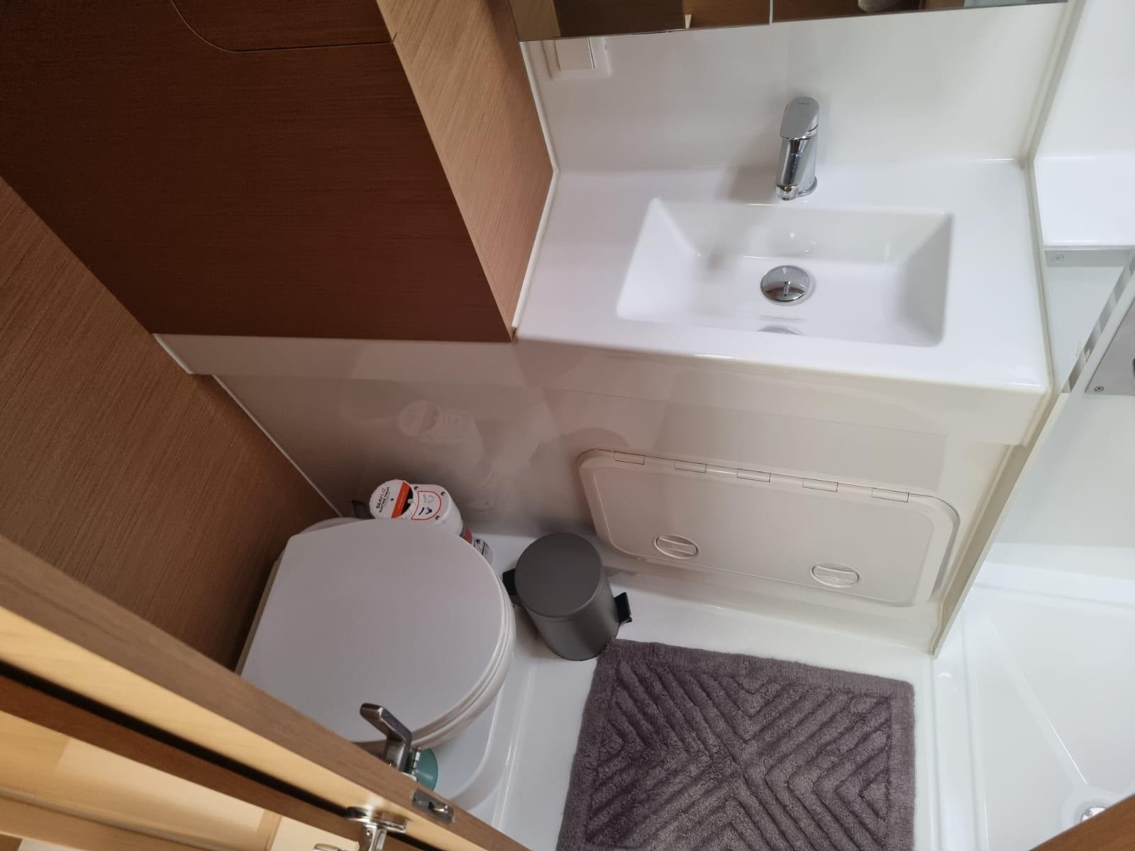 Excess 11 - 4 + 2 cab., picture 11