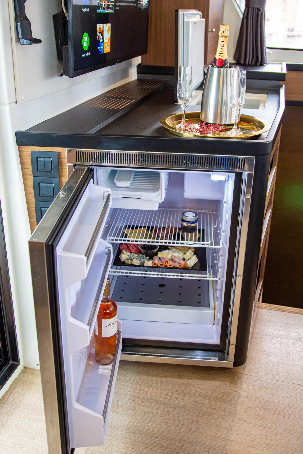 Lagoon 42 - 4 + 2 cab., picture 25