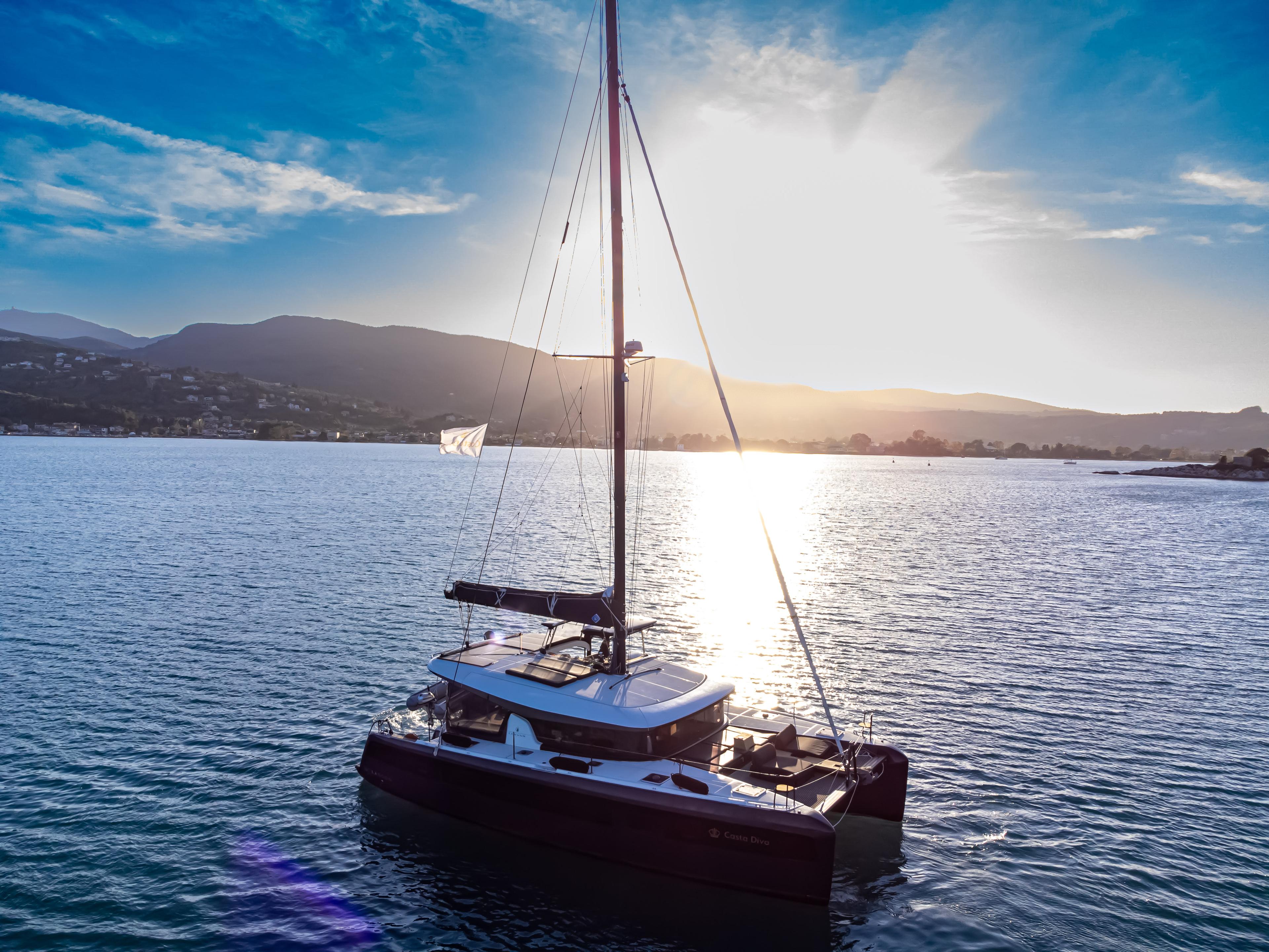 Lagoon 42 - 4 + 2 cab., picture 3