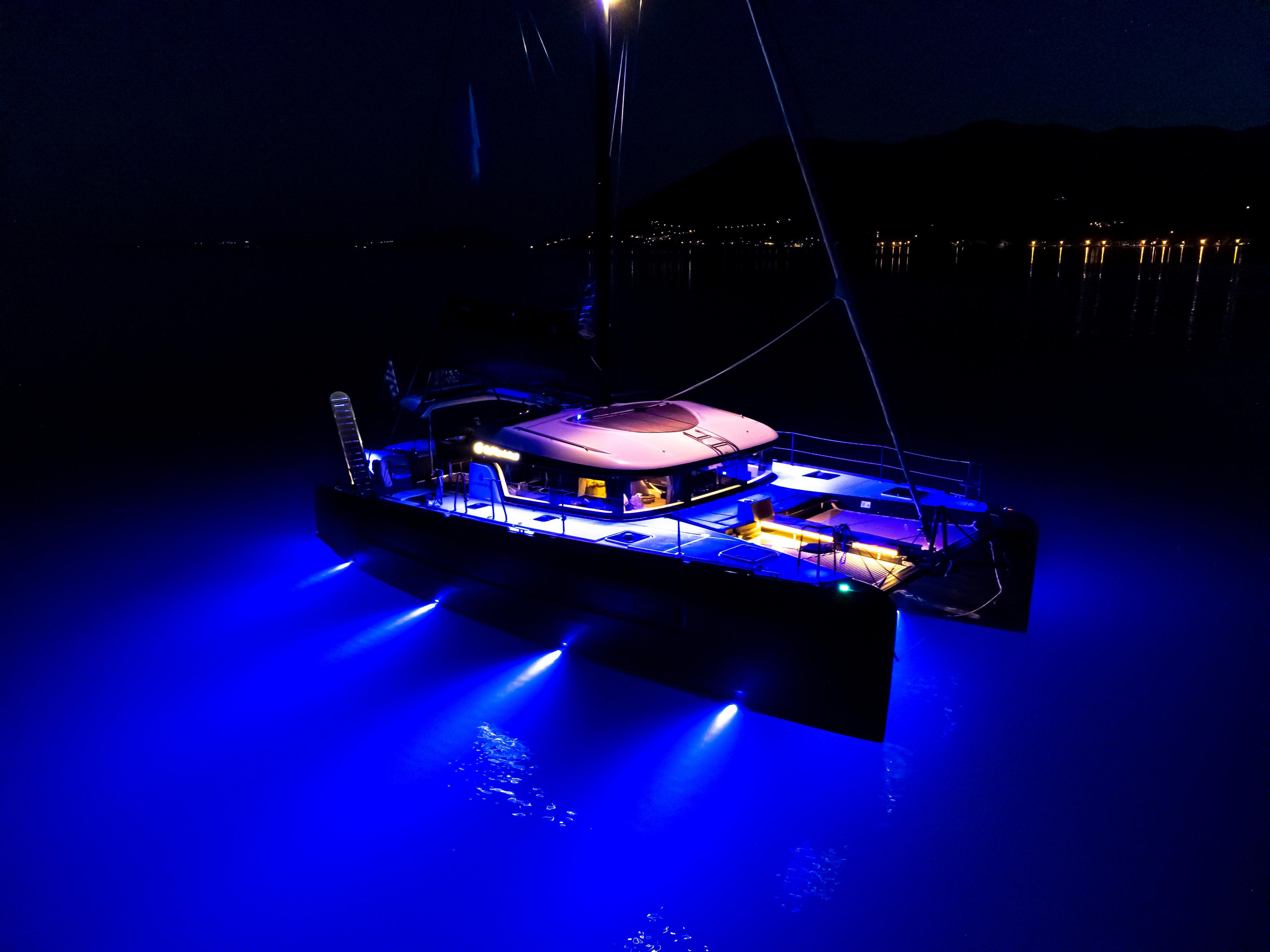 Lagoon 40 - 4 + 2 cab, picture 7