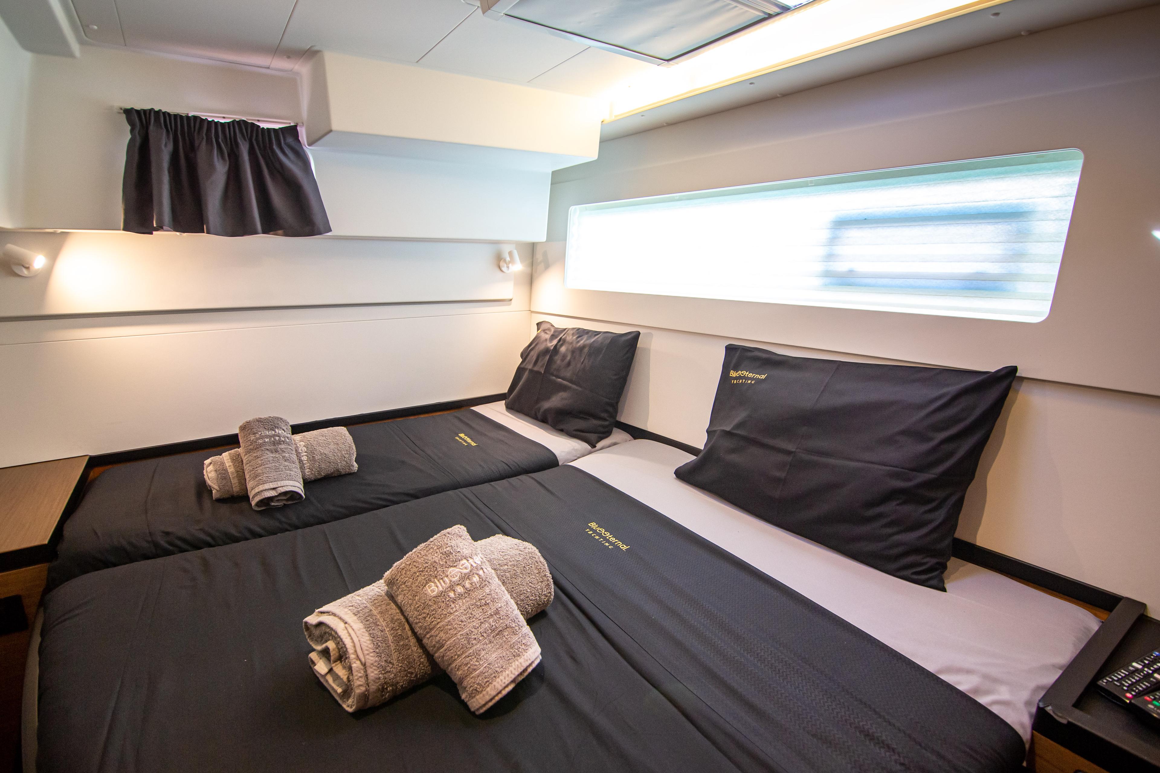 Lagoon 40 - 4 + 2 cab, picture 13