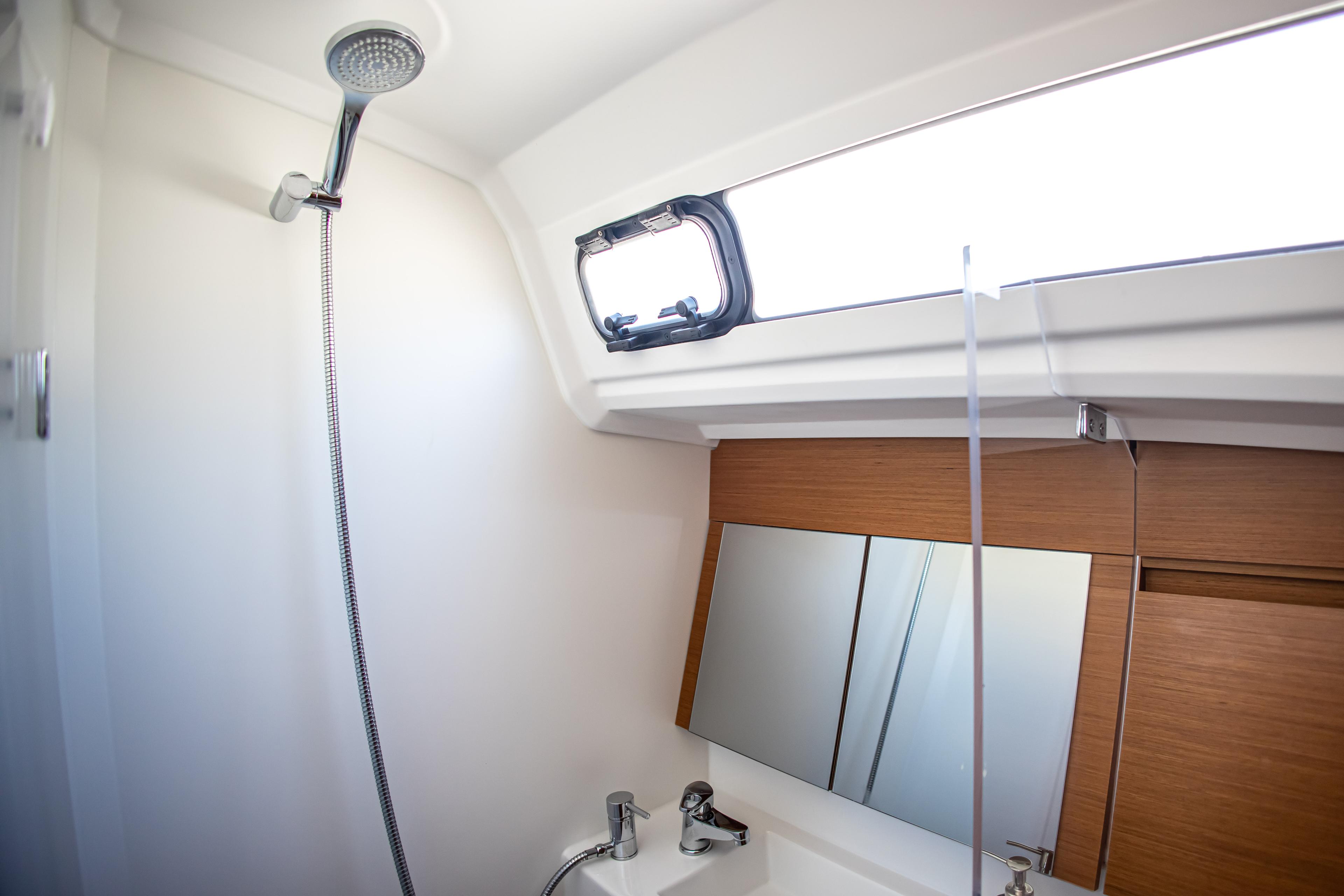 Sun Odyssey 410 - 3 cab., picture 15