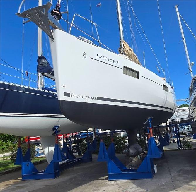 Oceanis 41.1, picture 6