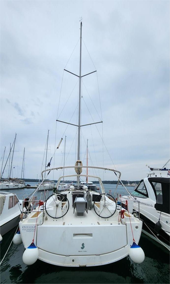 Oceanis 41.1, picture 4