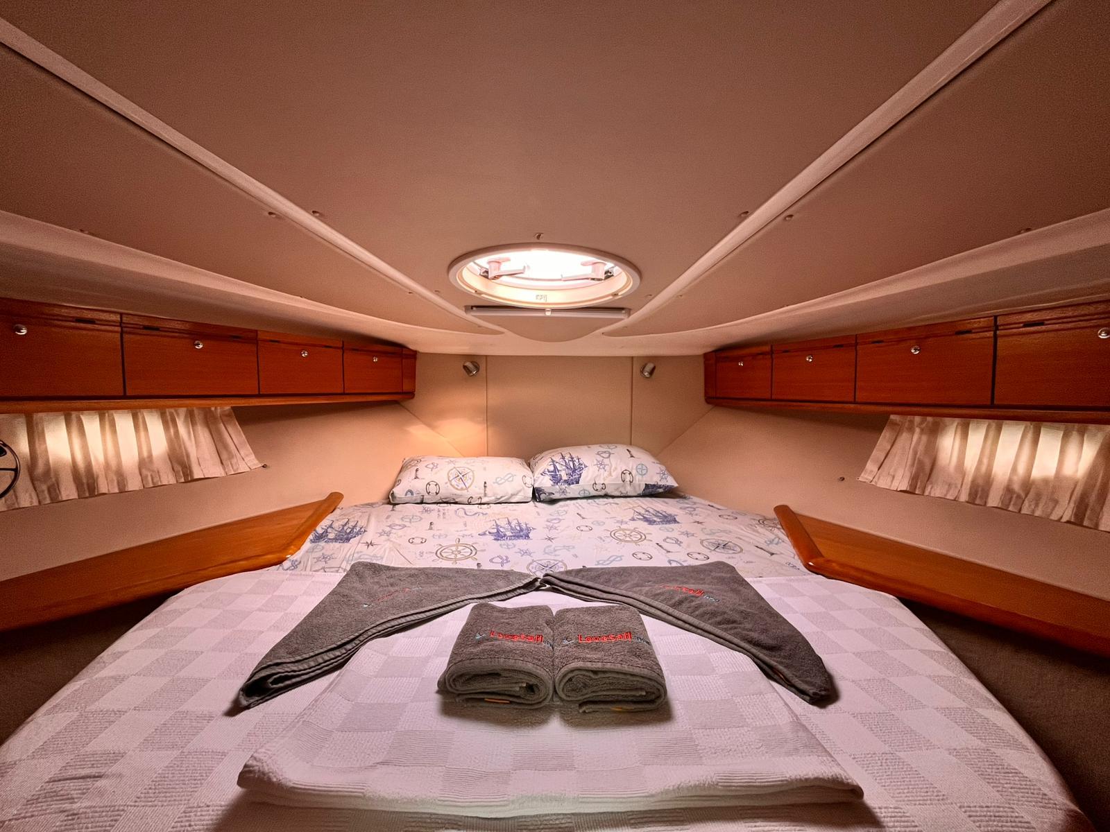 Bavaria 37 Sport, picture 9