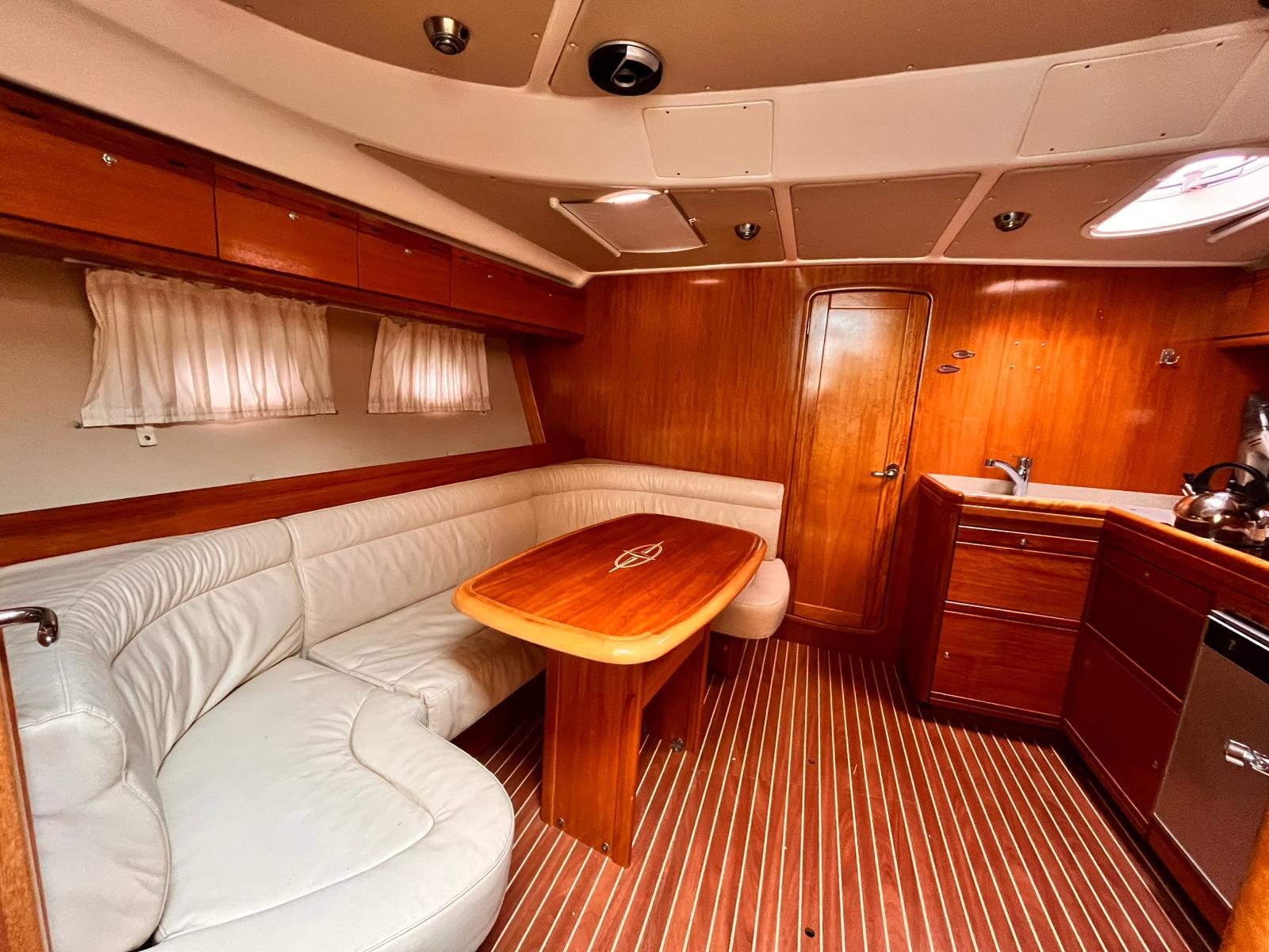 Bavaria 37 Sport, picture 5