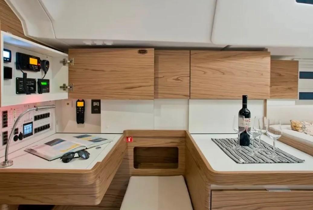 Elan Impression 50 - 5 + 1 cab., picture 9