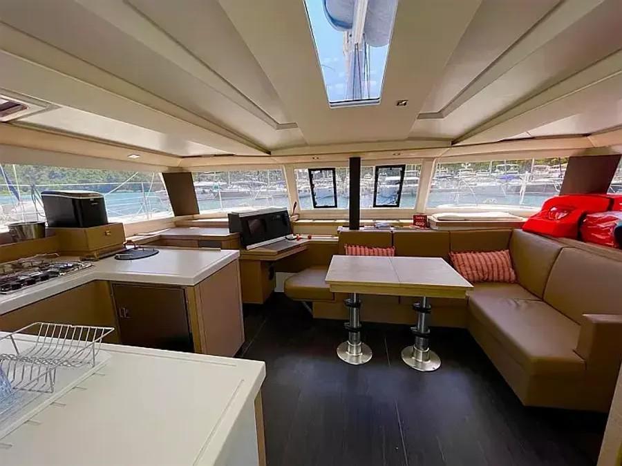 Fountaine Pajot Astrea 42, picture 7