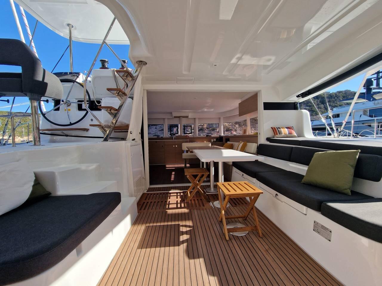 Lagoon 43 - 4 + 2 cab., picture 5