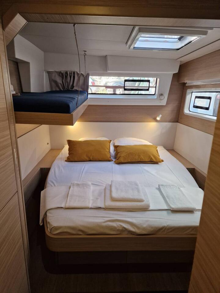 Lagoon 43 - 4 + 2 cab., picture 15