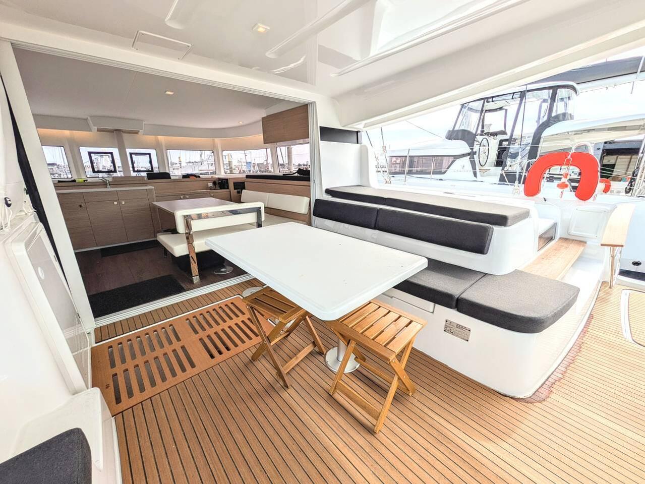 Lagoon 43 - 4 + 2 cab., picture 6