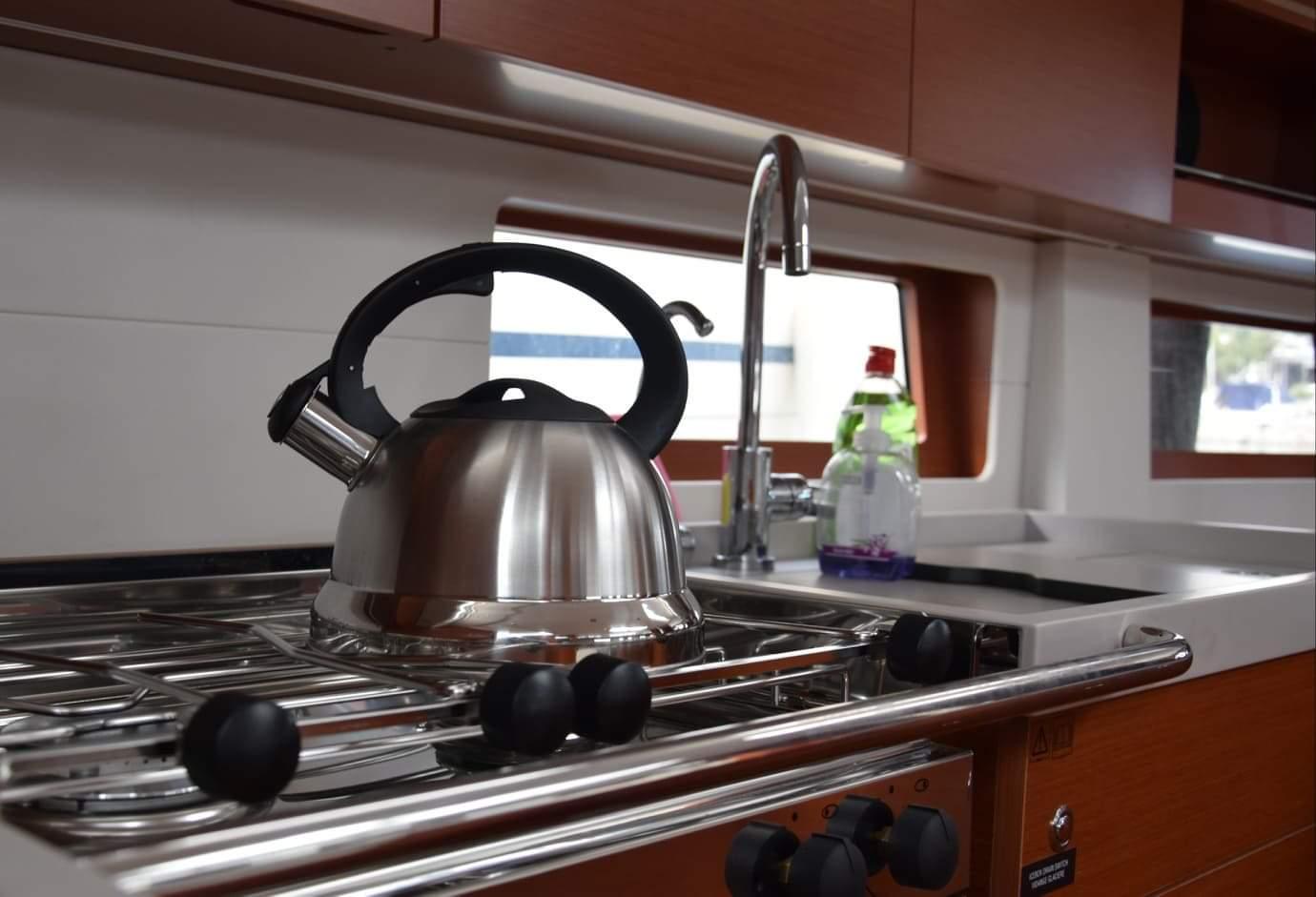 Oceanis 51.1 - 5 + 1 cab., picture 8