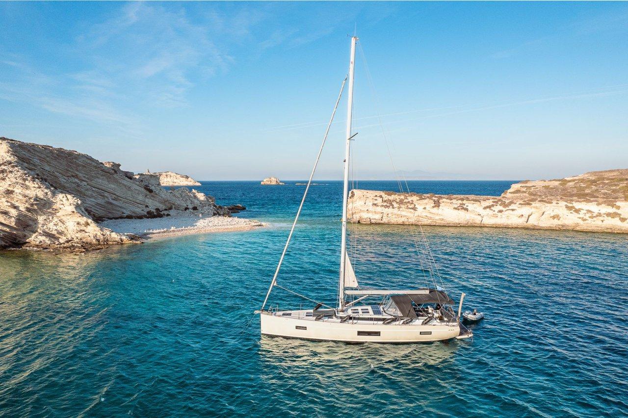 Bavaria C57 - 4 + 1 cab., picture 1