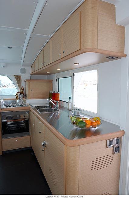 Lagoon 440 - 4 + 2 cab., picture 9
