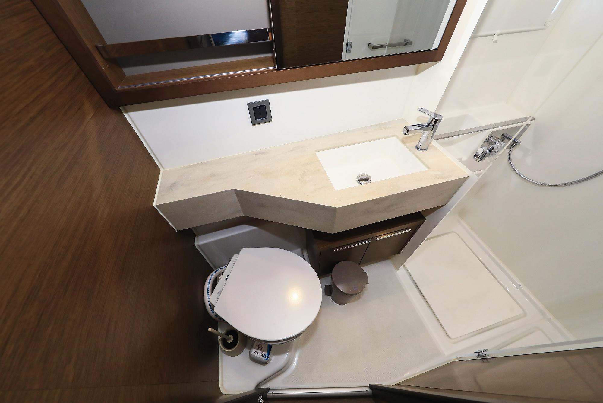 Lagoon 46 - 4 + 2 cab., picture 18