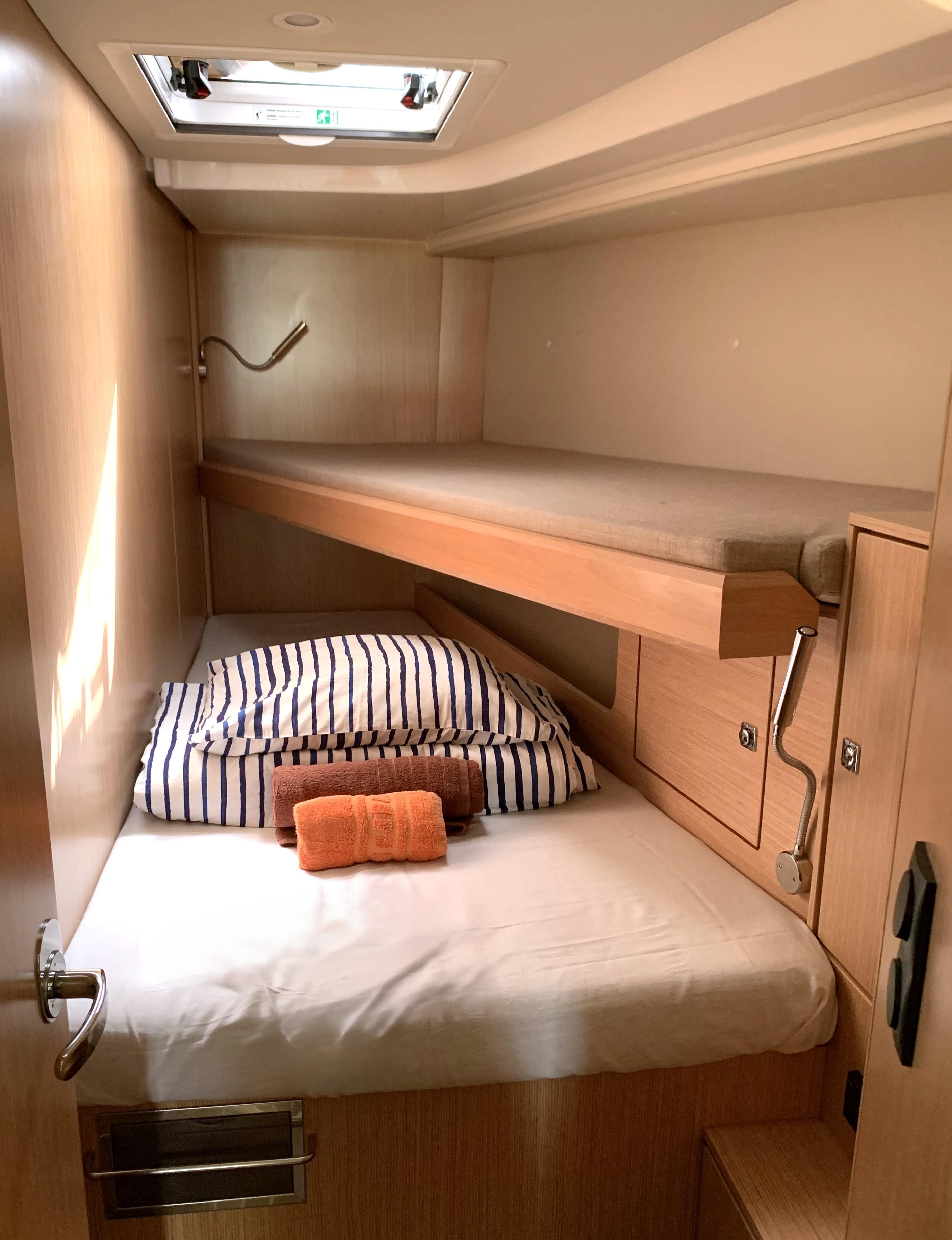 Bavaria C45 - 4 cab., picture 9