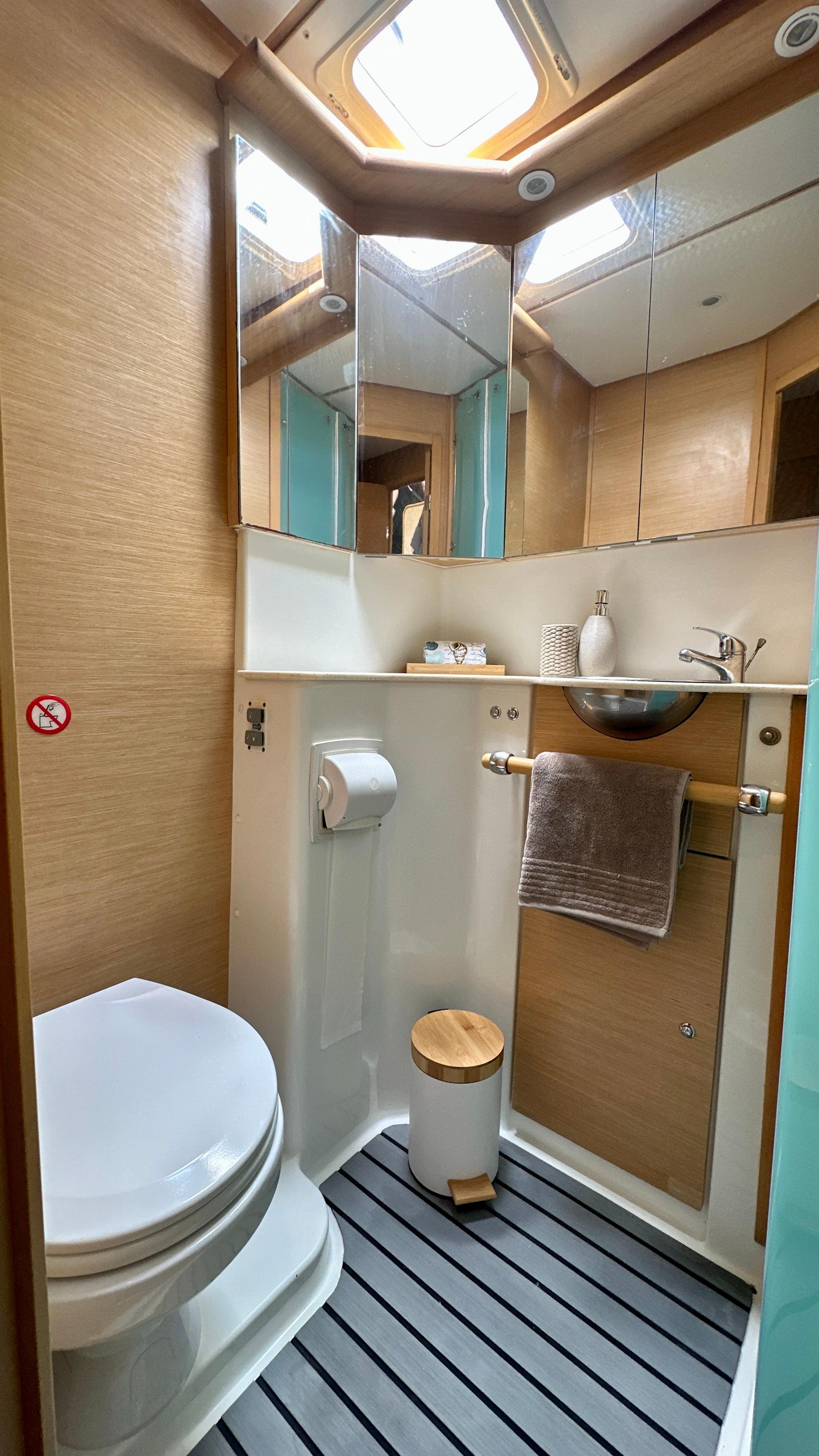 Lagoon 500 - 5 + 1 cab., picture 17