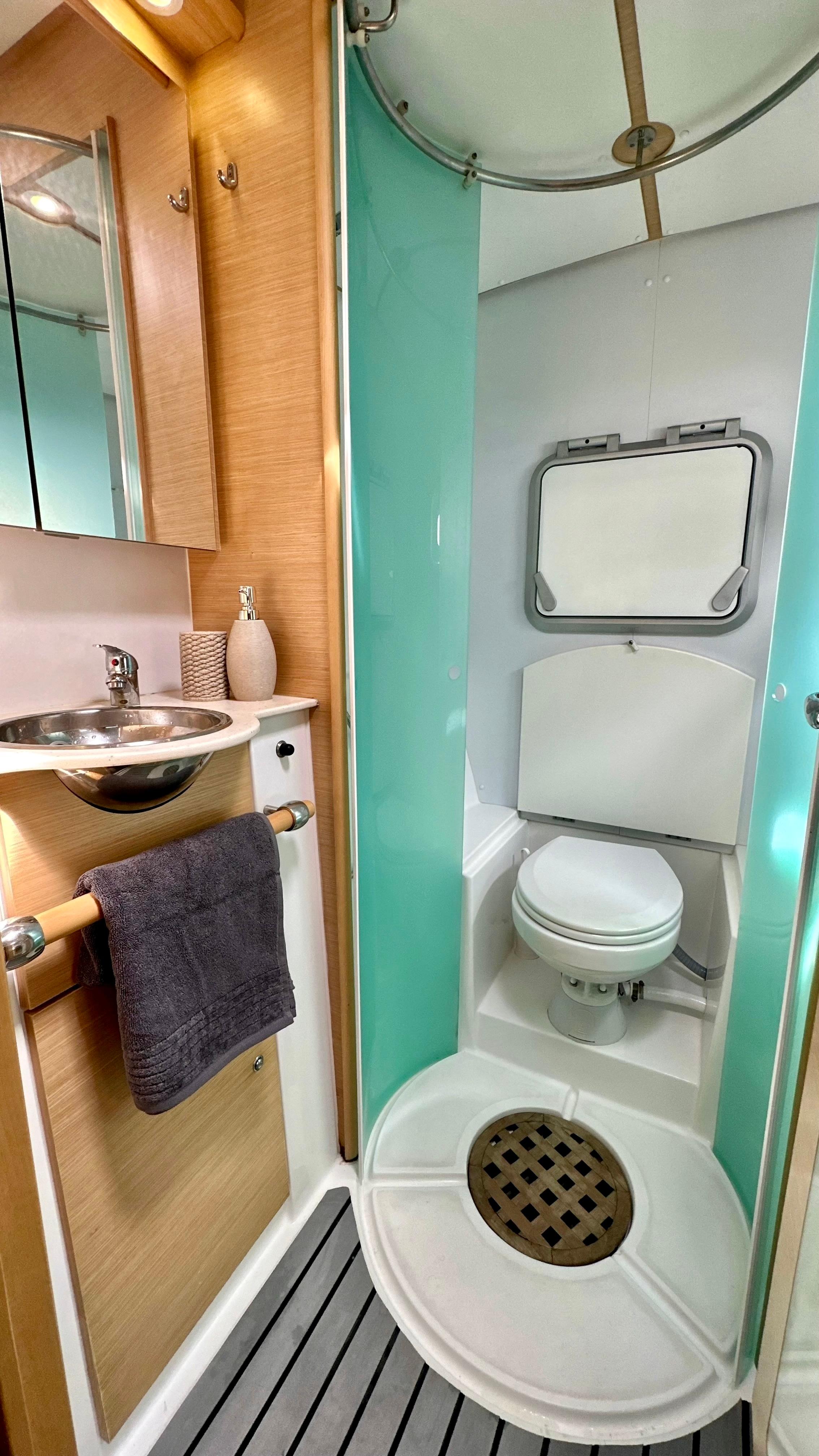 Lagoon 500 - 5 + 1 cab., picture 18