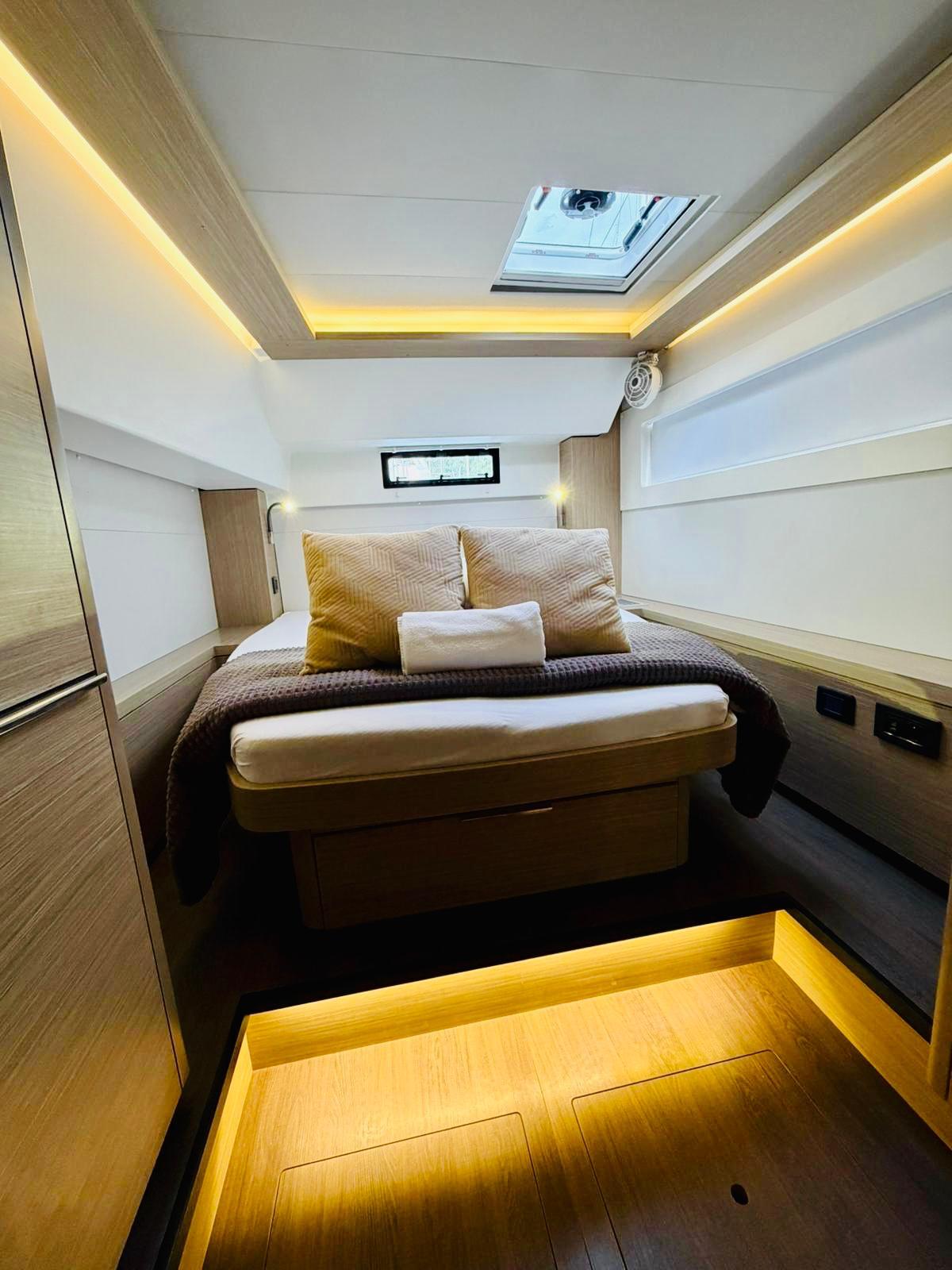 Lagoon 46 - 4 + 2 cab., picture 16