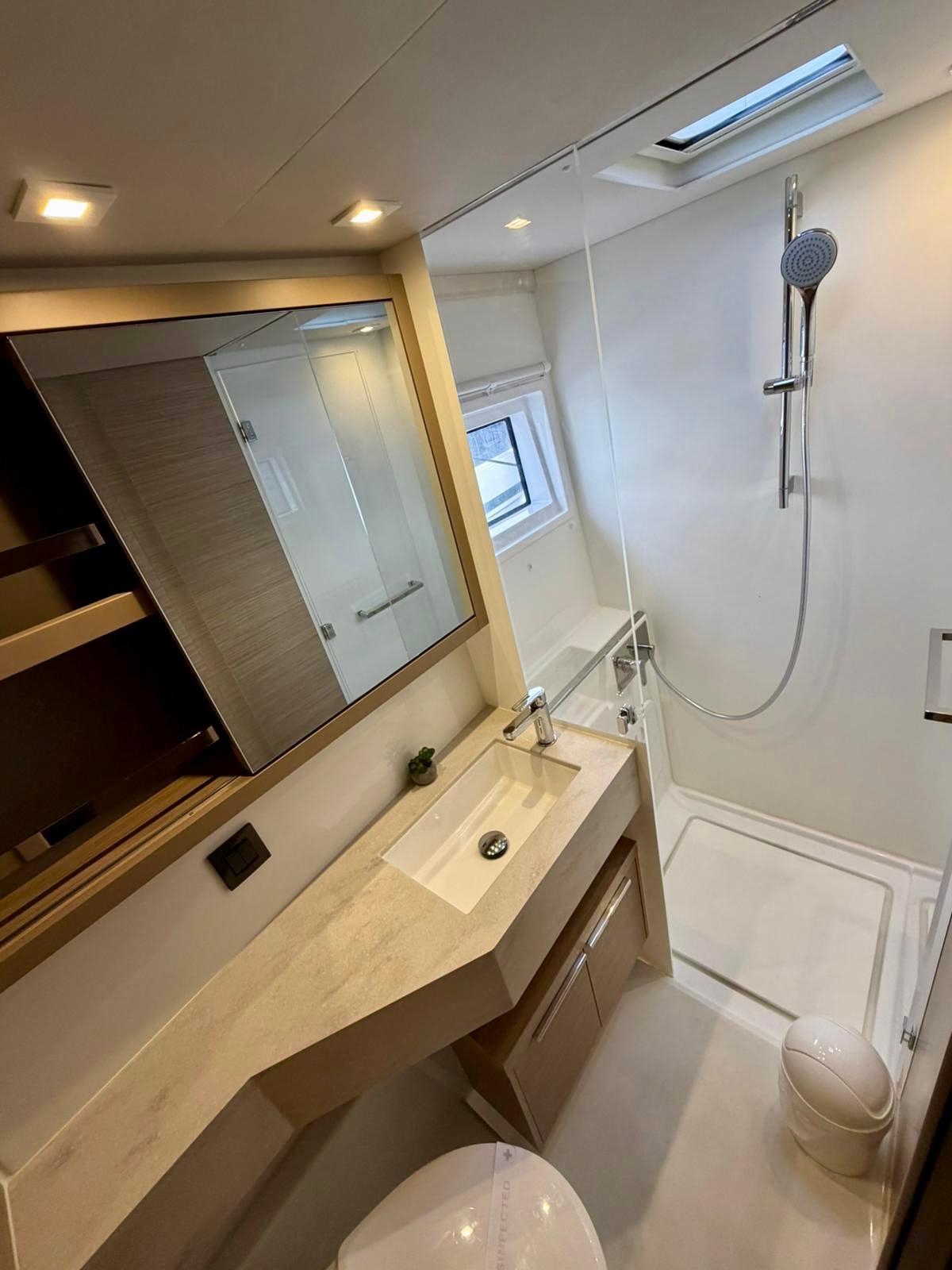 Lagoon 46 - 4 + 2 cab., picture 19