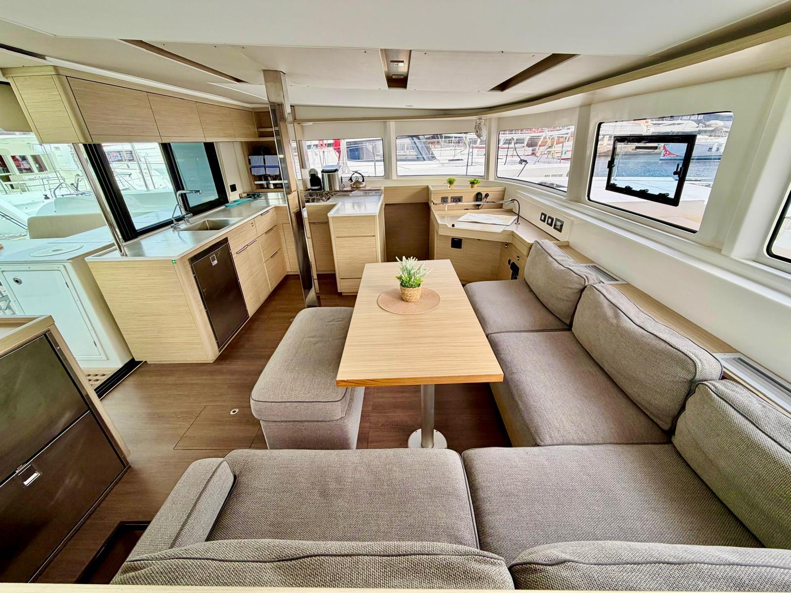 Lagoon 46 - 4 + 2 cab., picture 12