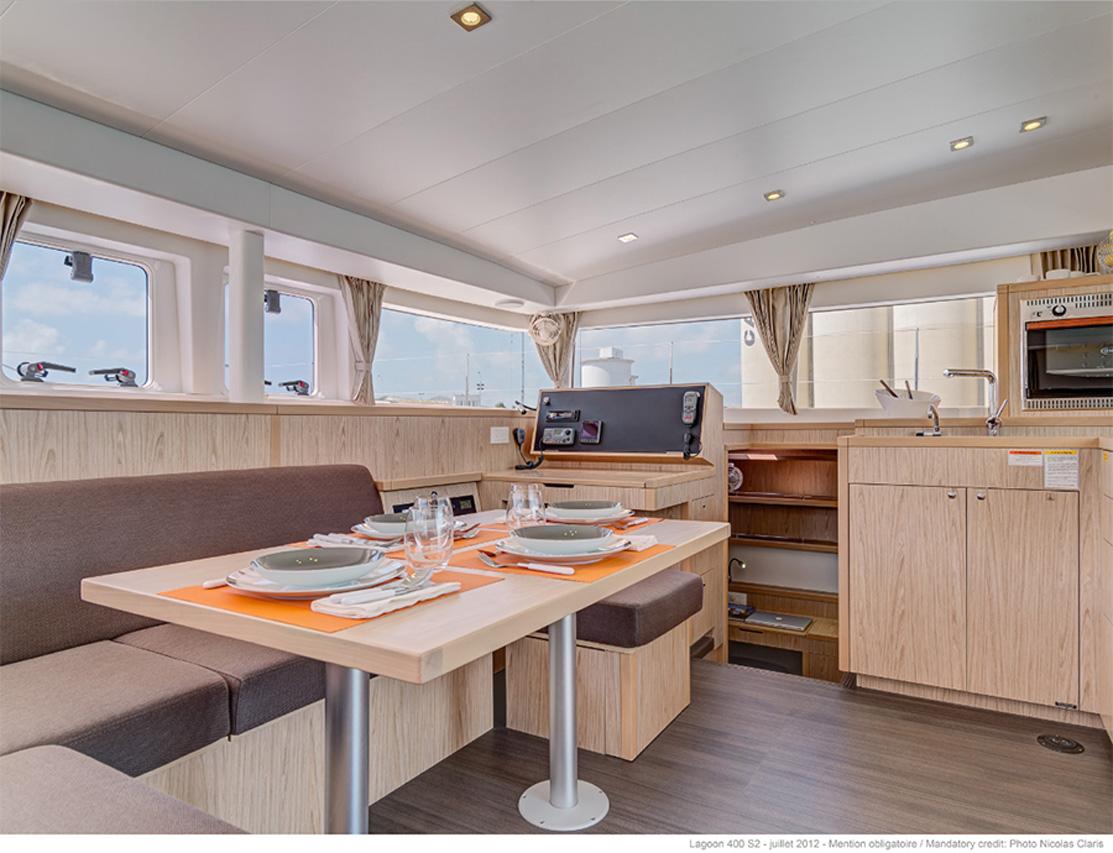 Lagoon 400 S2, picture 6