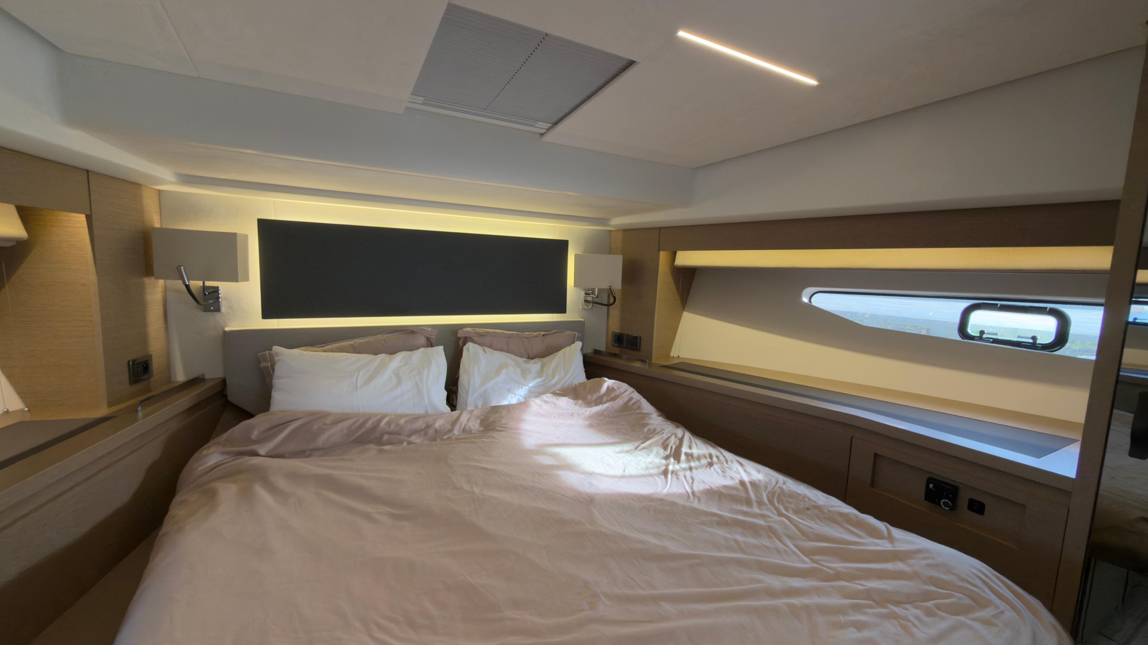 Prestige 590 Flybridge - 3 + 1 cab.	, picture 8