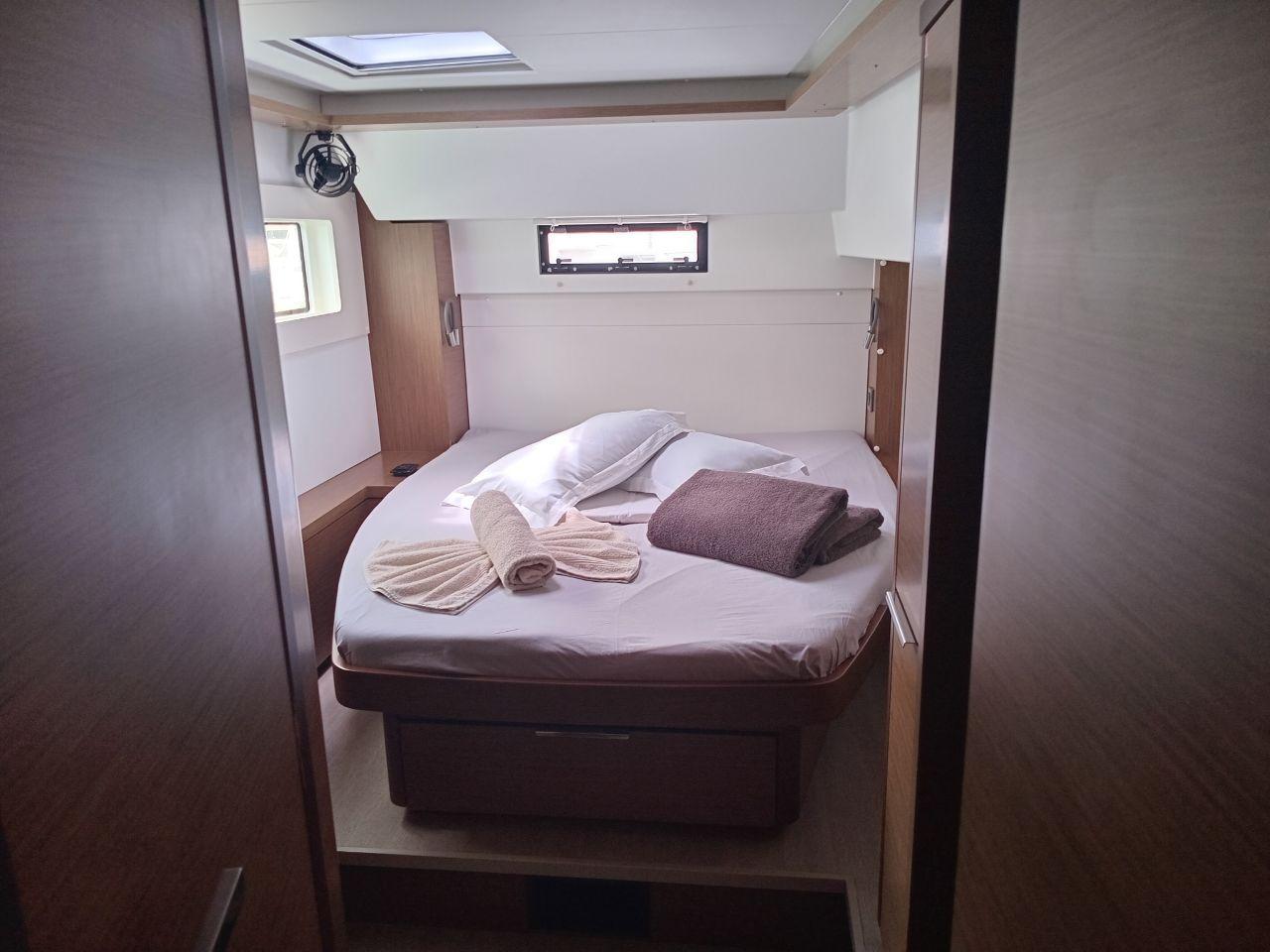 Lagoon 46 - 4 + 2 cab., picture 8