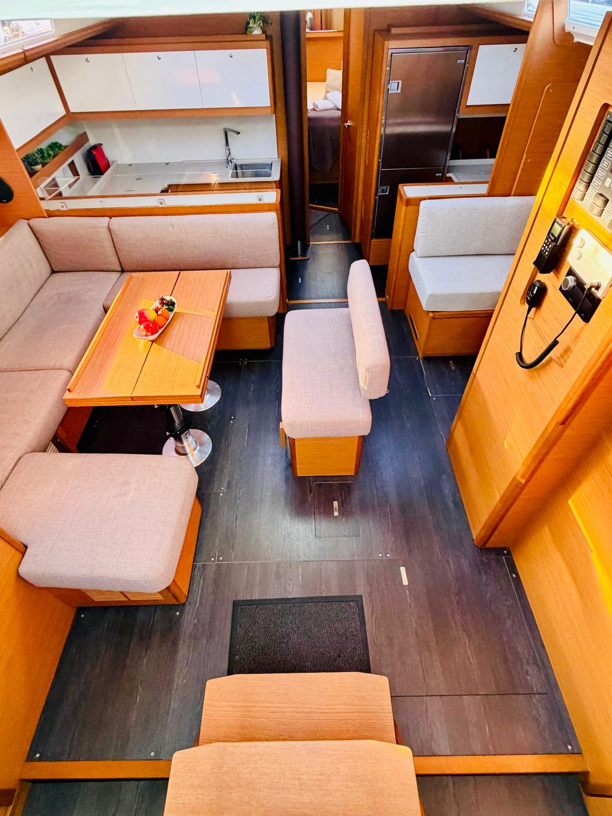 Dufour 530 - 5 + 1 cab., picture 12
