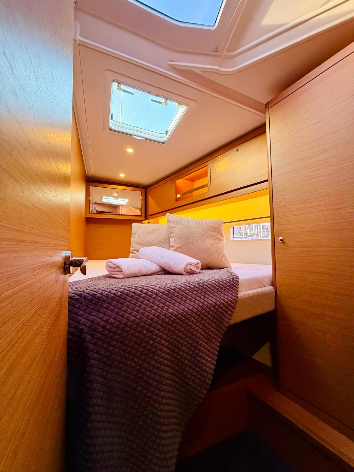 Dufour 530 - 5 + 1 cab., picture 13