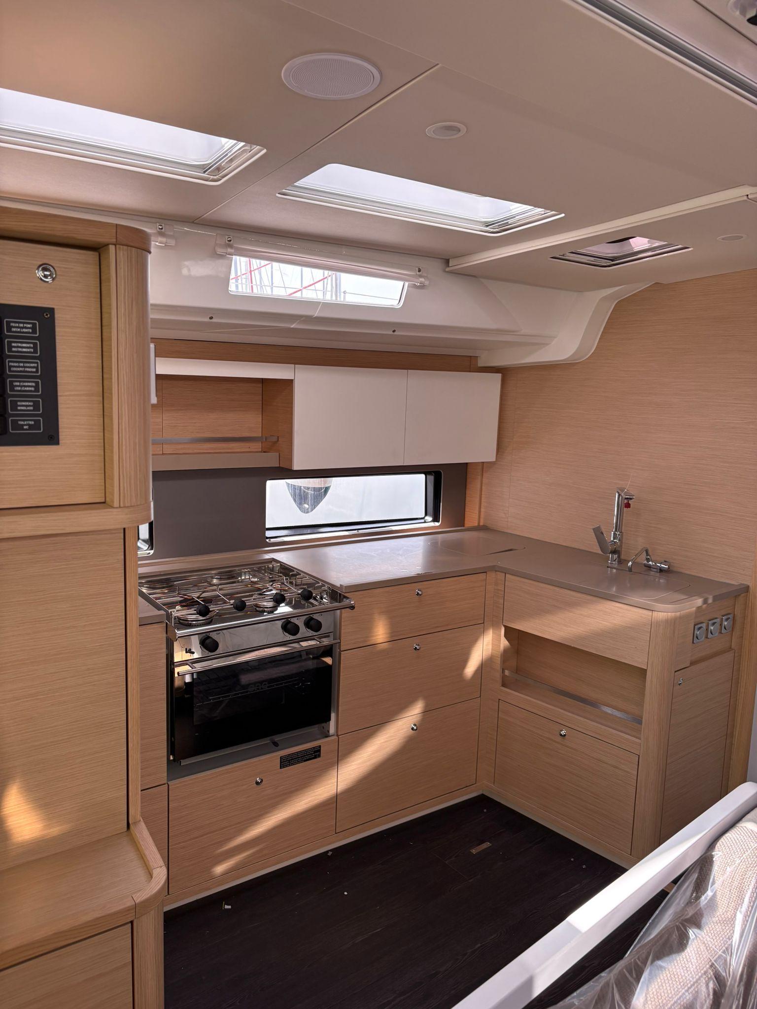 Dufour 48, picture 13