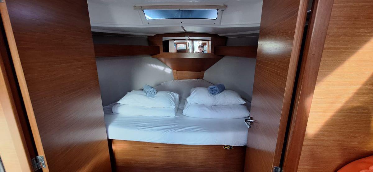 Dufour 360 GL - 3 cab., picture 7