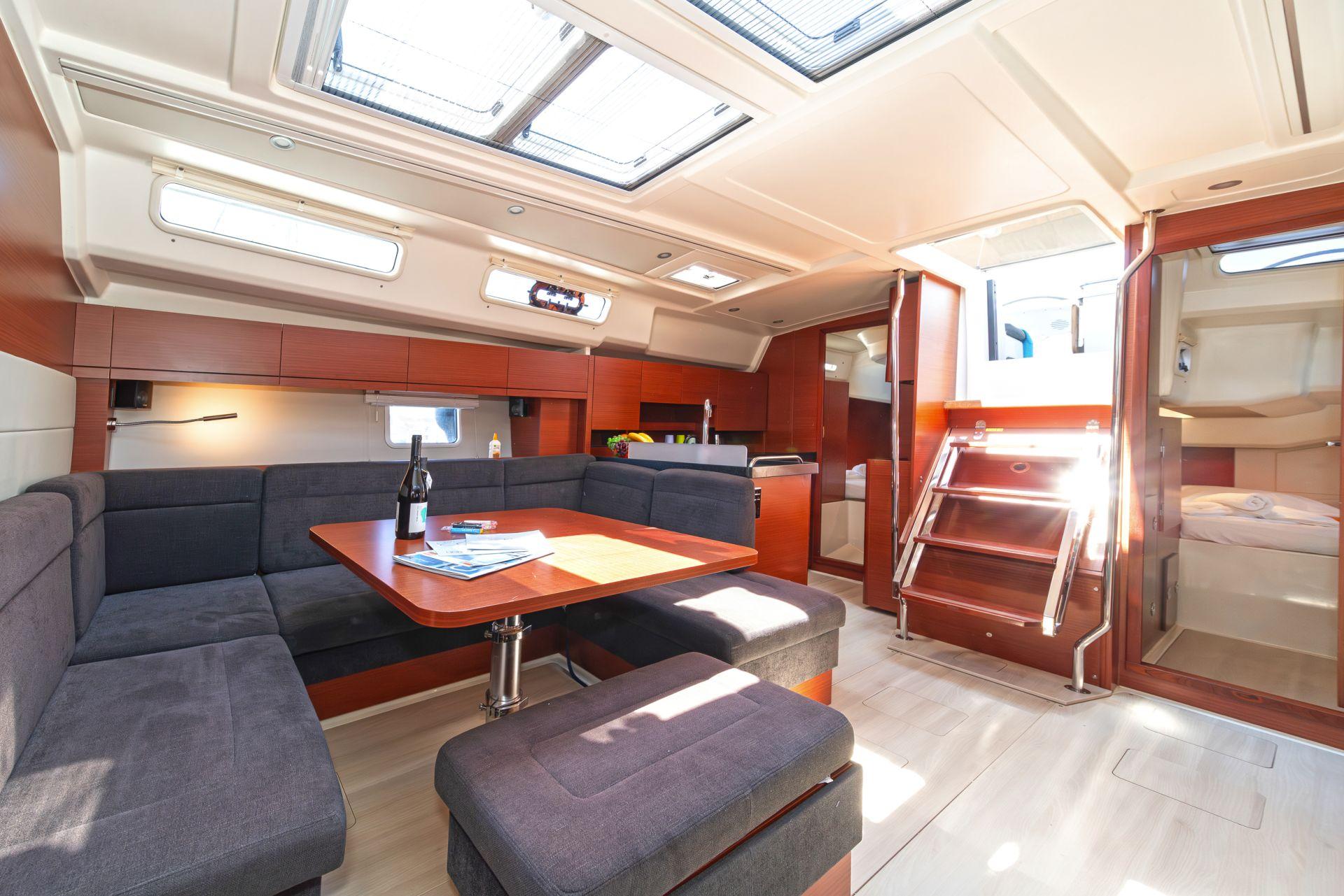 Hanse 458, picture 6