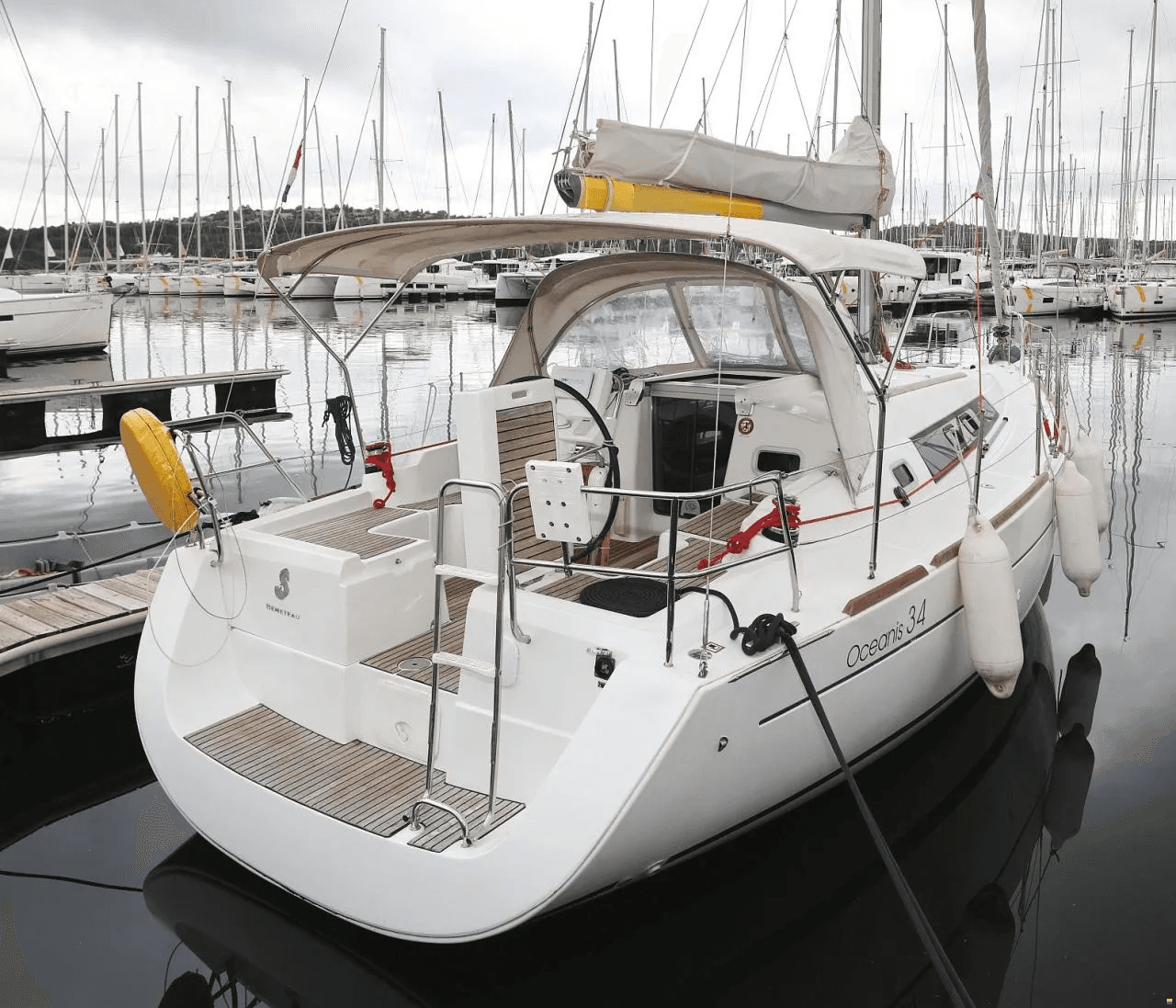 Oceanis 34, picture 1