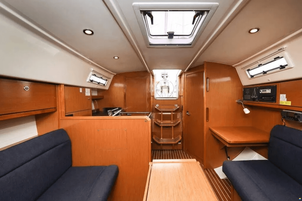 Bavaria Cruiser 32, picture 23