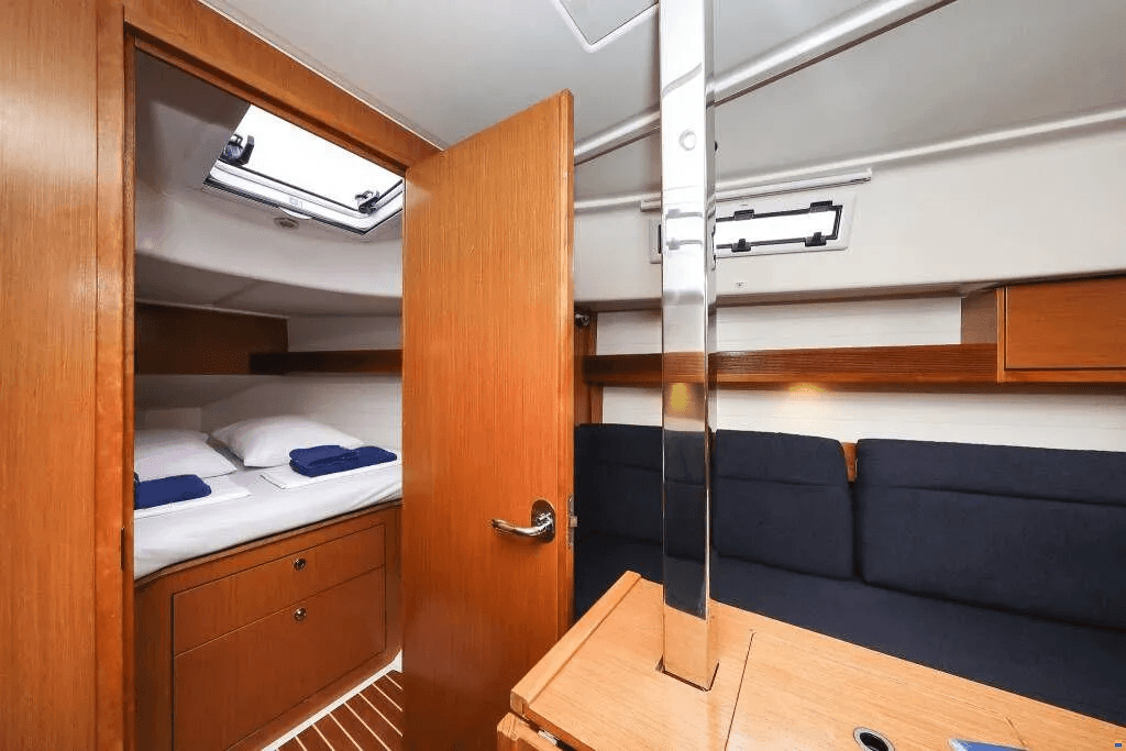 Bavaria Cruiser 32, picture 29