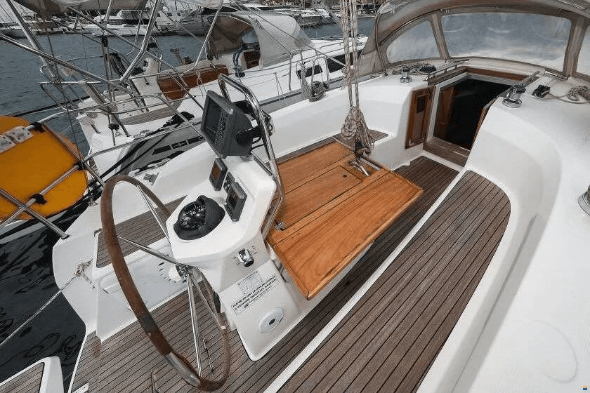 Bavaria Cruiser 32, picture 15
