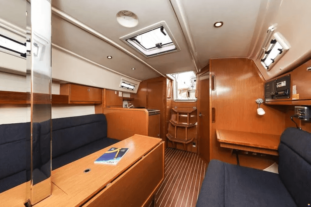 Bavaria Cruiser 32, picture 16