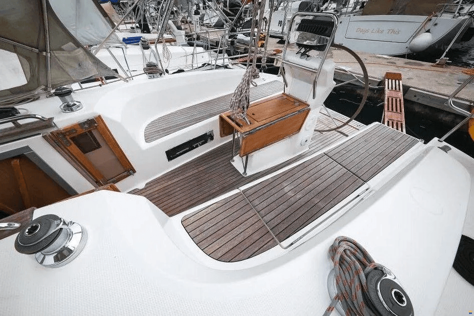 Bavaria Cruiser 32, picture 11