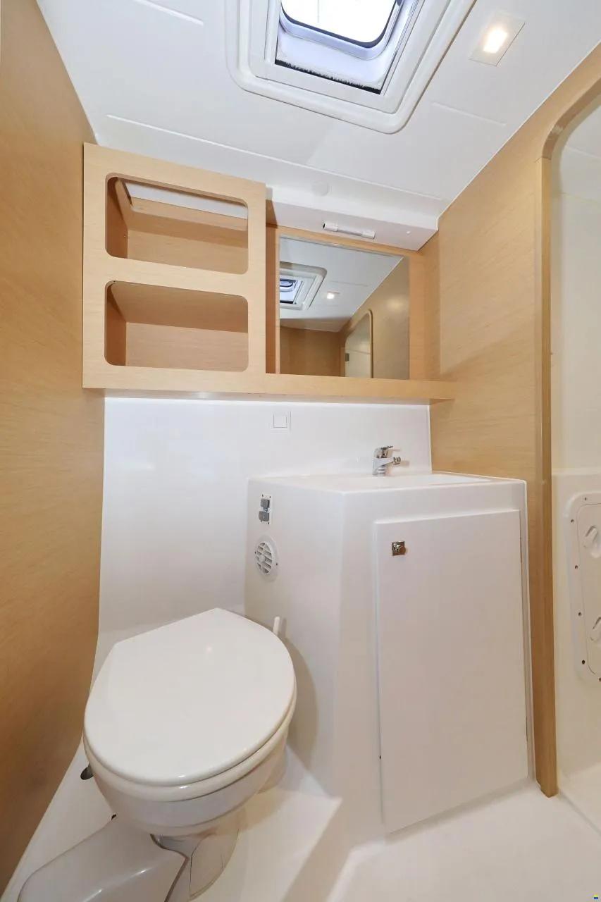 Lagoon 42 - 4 + 2 cab., picture 28