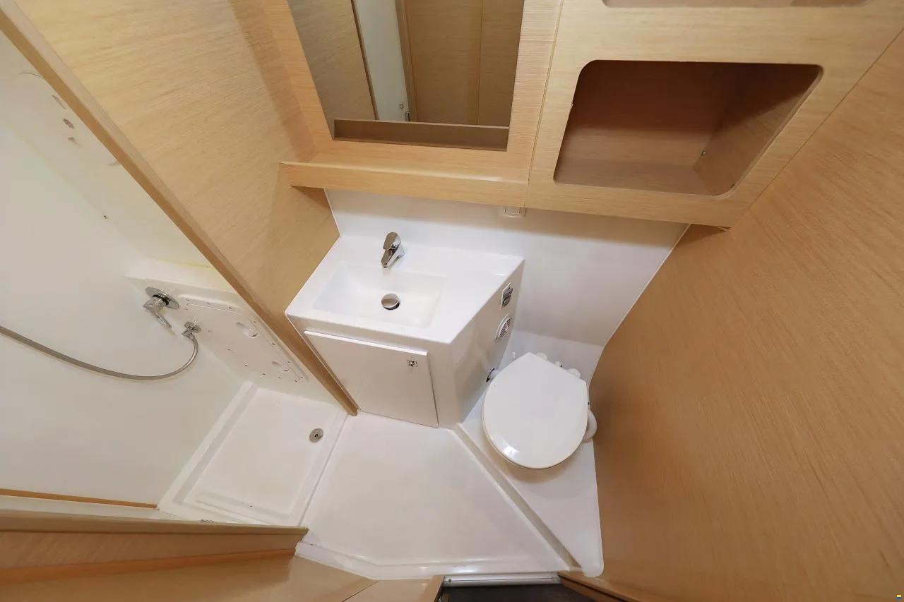 Lagoon 42 - 4 + 2 cab., picture 25