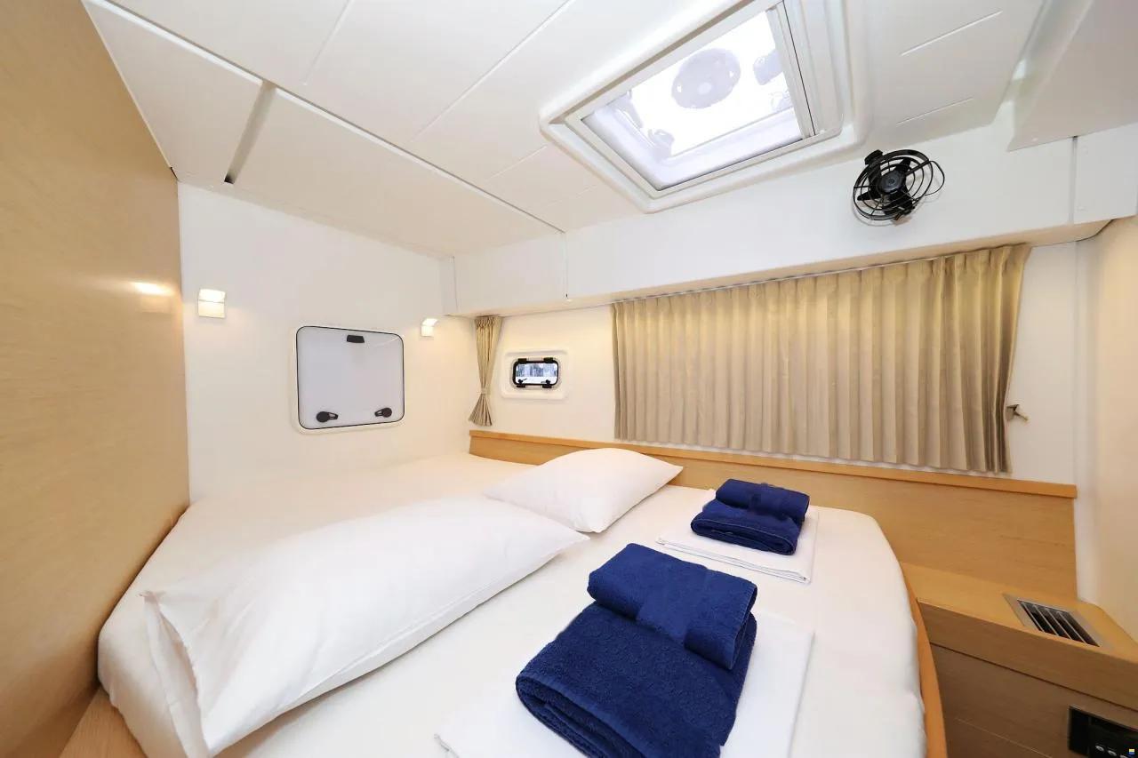 Lagoon 42 - 4 + 2 cab., picture 23