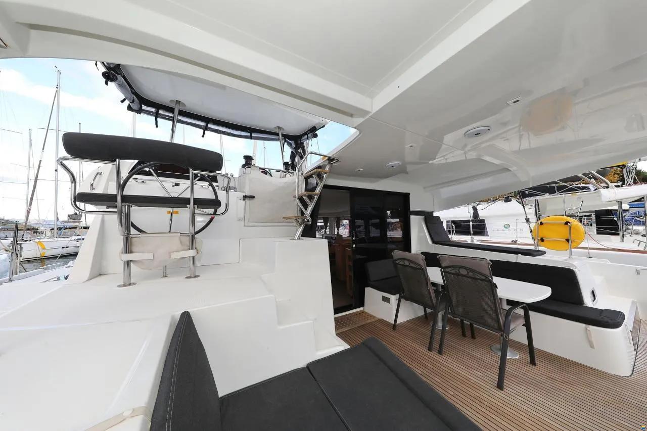 Lagoon 42 - 4 + 2 cab., picture 6